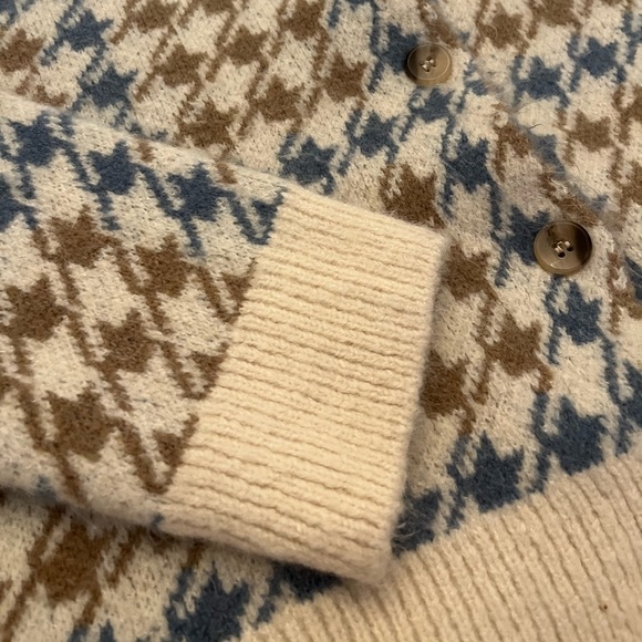Women’s Oak and Fort sweater (size M) - Picture 2 of 3